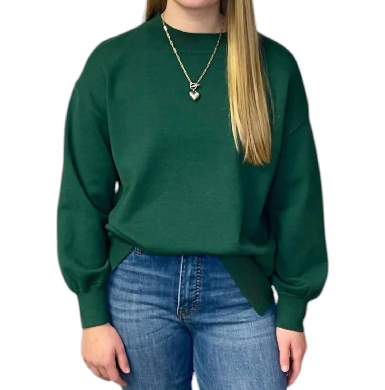 Chic Women's Attire Slouchy Sweater In Emerald