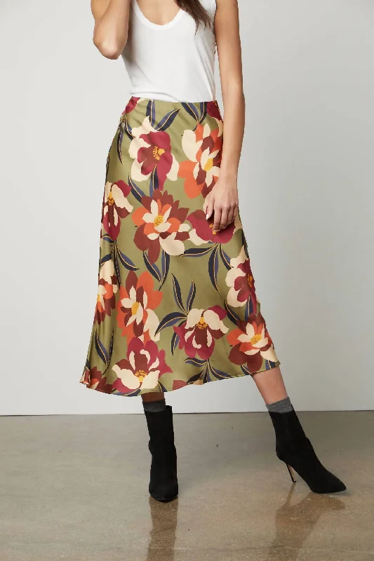 Women's Holiday Attire Kaiya Skirt In Hydrangea