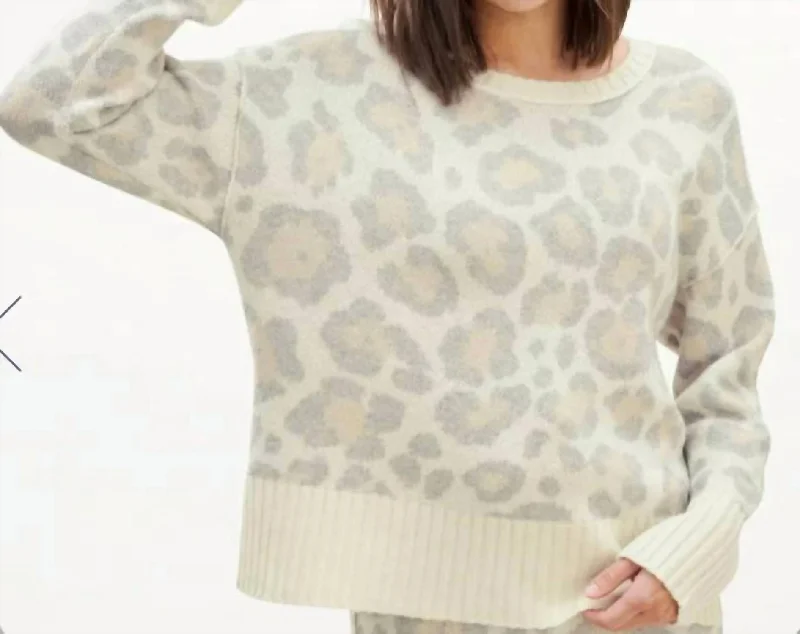 Women's Plus-Size Clothes Phoenix Sweater In Toast Leopard