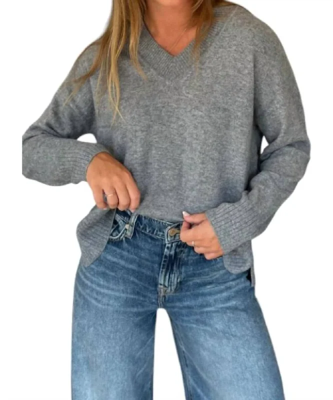 Woman Clothing V Neck Cashmere Pullover Sweater In Monument