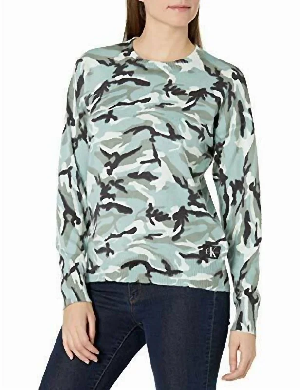 Women's Activewear Attire Camouflage Crewneck Sweater In Green