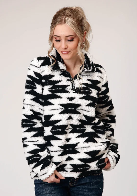 Classic Women's Apparel Roper Womens Black/White Polyester Polar Fleece Aztec Jacket