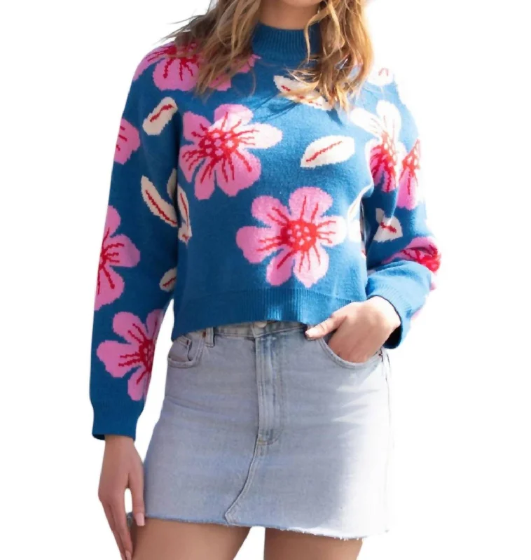 Comfortable Outfit For Women Flower Knit Sweater In Blue