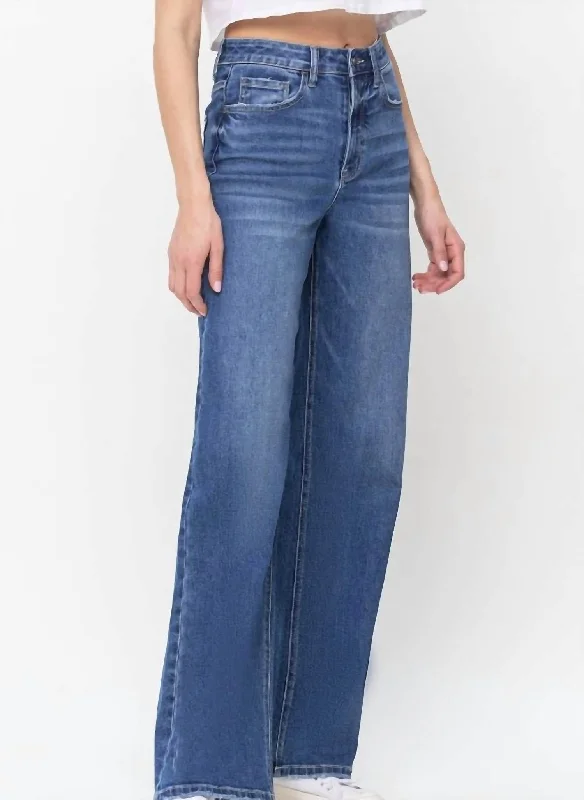 Women's Clothes And Garments Straight Outta The 90's Vintage Loose Fit Jeans In Md Wash